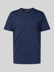 T-shirt z prążkowanym okrągłym dekoltem od Christian Berg Men - 47
