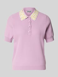 koszulka polo o kroju regular fit z mieszanki wiskozy model 'JAMBER' od Essentiel Antwerp - 8