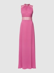 Abendkleid mit Lochstickereien von V.M. Pink - 22