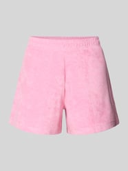 Szorty dresowe o kroju relaxed fit z mieszanki bawełny i wiskozy model 'TOWELING SHORT' od Tommy Hilfiger Fuksjowy - 4