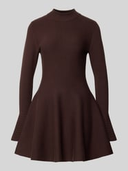 Minikleid aus Viskose-Mix mit Stehkragen von Apricot - 29