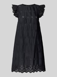 Ausgestelltes Minikleid mit Lochspitze Modell 'LOU' von Only - 36