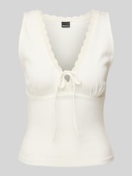 Tanktop mit Spitzenbesatz von Gina Tricot - 1