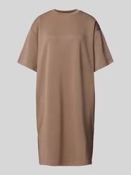 Knielanges T-Shirt-Kleid mit Rundhalsausschnitt Modell 'Tullas' von B.Young Beige - 1