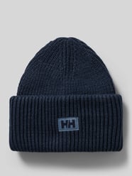 Beanie in Strick-Optik mit Logo-Patch von Helly Hansen - 11