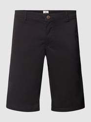 Szorty chinosy PLUS SIZE z przeszytymi zakończeniami nogawek model ‘BOWIE’ od Jack & Jones Plus Czarny - 11