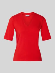 Regular Fit T-Shirt mit V-Ausschnitt von MORE & MORE - 38