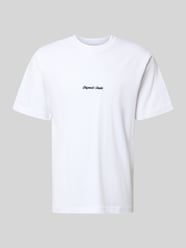 T-shirt z wyhaftowanym logo model „NORREBRO” od JACK & JONES - 23