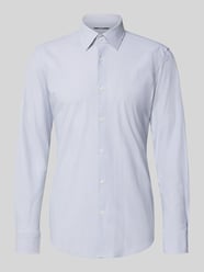 Slim Fit Businesshemd mit Kentkragen Modell 'P-HANK-K_261' von BOSS - 39