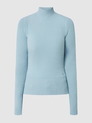 Sweter z dodatkiem wiskozy  od Guess Niebieski - 17