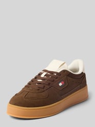 Niskie sneakersy w stylu zamszowym od Tommy Jeans - 12