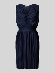 Knielanges Cocktailkleid mit Plisseefalten Modell 'Linn' von GUIDO MARIA KRETSCHMER WOMAN - 35