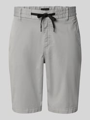 Szorty chino o kroju tapered z mieszanka bawełny od BOSS Orange - 40