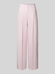 Spodnie o kroju relaxed fit z mieszanki lnu model 'TIANA11' od BOSS Fuksjowy - 40