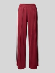 Wide Leg Sweatpants mit Kontraststreifen Modell 'SPORTS' von Only Bordeaux - 13