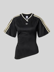 T-Shirt mit V-Ausschnitt von adidas Originals - 1