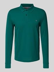 Slim Fit Poloshirt mit Logo-Stitching von Christian Berg Men Grün - 33