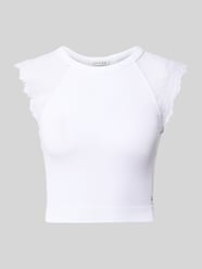 Top krótki z obszyciem koronką model 'MILLIE' od GUESS - 36