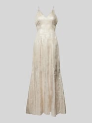 Abendkleid mit V-Ausschnitt Modell 'Katharina' von Amy Lynn Beige - 48