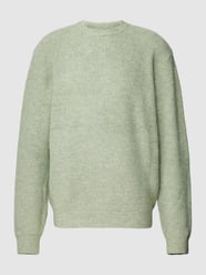 Strickpullover mit geripptem Rundhalsausschnitt von MCNEAL Grün - 23