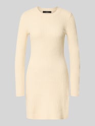 sukienka z dzianiny o kroju regular fit z okrągłym dekoltem model 'JOSANNA' od VERO MODA - 44