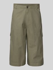 Szorty o kroju straight fit z kieszeniami cargo model 'Camo' od Karl Kani - 46