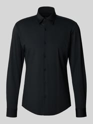 Slim Fit Business Hemd mit Kentkragen Modell 'ROAN' von BOSS - 41