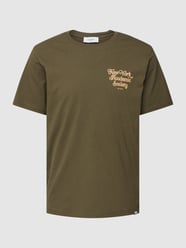 T-Shirt mit Statement-Label-Print Modell 'New York' von Les Deux Grün - 31