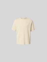 Relaxed Fit T-Shirt mit Strukturmuster von Forét Beige - 43