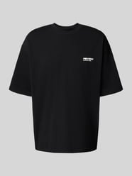 T-shirt z prążkowanym okrągłym dekoltem od REVIEW - 37