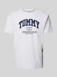 T-Shirt mit Label-Print von Tommy Jeans Grau - 8