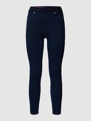 Skinny Fit Jeans mit Logo-Bund von HUGO - 31