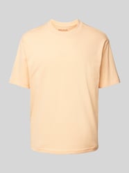 T-Shirt mit geripptem Rundhalsausschnitt von MCNEAL Orange - 27