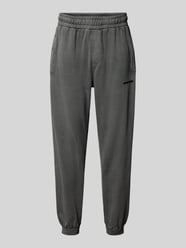 Tapered fit sweatpants met labelstitching van Pegador - 31