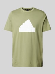 T-Shirt mit Label-Print von ADIDAS SPORTSWEAR Grün - 40