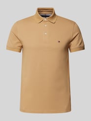 Slim Fit Poloshirt mit Label-Stitching von Tommy Hilfiger Grün - 11