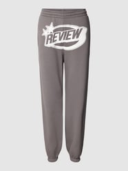 Sweatpants mit Puff Logo-Print von Review Grau - 12