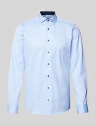 Slim Fit Business-Hemd mit Haifischkragen Modell 'HAI' von Eterna Blau - 17