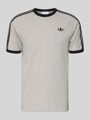T-Shirt mit Label-Stitching von adidas Originals - 7
