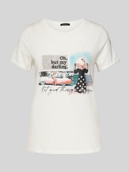 T-Shirt mit Motiv- und Statement-Print von More & More - 28