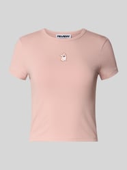 T-shirt met motiefstitching van Review Fuchsia - 20