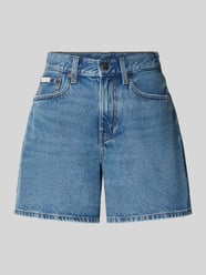 Szorty jeansowe z wysokim stanem z detalem z logo od Calvin Klein Jeans - 4