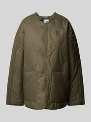 Steppjacke mit Druckknopfverschluss von adidas Originals Grün - 23