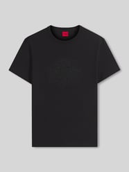 t-shirt o kroju regular fit z okrągłym dekoltem model 'Damacia_10' od HUGO - 27