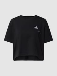 Kort T-shirt met labelstitching van ADIDAS SPORTSWEAR Zwart - 24