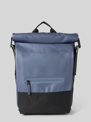 Rucksack mit Brustgurt Modell 'Trail' von RAINS Blau - 9