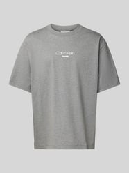 Relaxed Fit T-Shirt mit Rundhalsausschnitt von Calvin Klein Jeans - 35