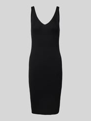 Eng anliegendes Strickkleid in Rippoptik Modell 'LINA' von Only - 27