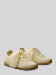 Sneaker aus Veloursleder mit zwei Schnürsenkeln von CK Calvin Klein Beige - 48