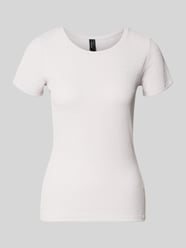 t-shirt z detalem z logo od MCNEAL - 29